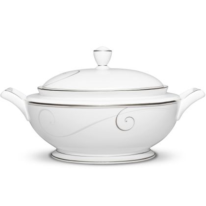 Bowl, Covered Vegetable, 67 oz.