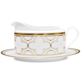 Gravy with Tray, 16 oz.